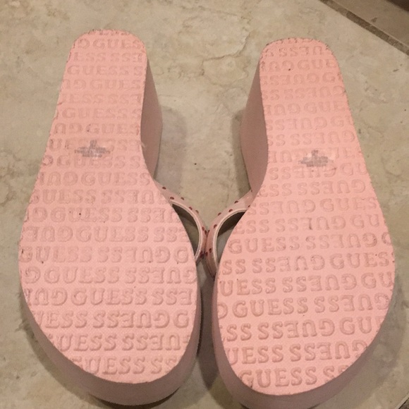 Guess platform flip flop - Picture 3 of 8